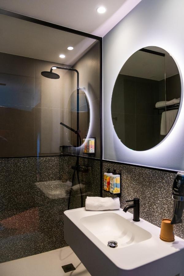 Mah Hotel Saint-Ghislain Ngoại thất bức ảnh